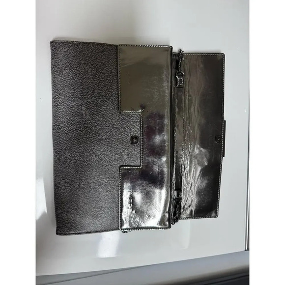 BCBGMAXAZARIA Runway Silver Clutch with Silver Chain Strap Handbag - Picture 6 of 7